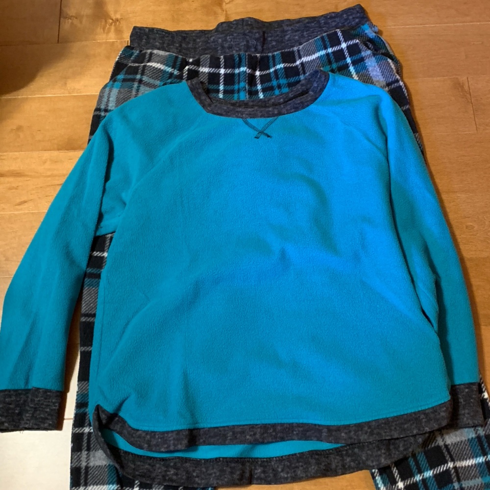 Cuddl Duds Blue and Black Pajama Set